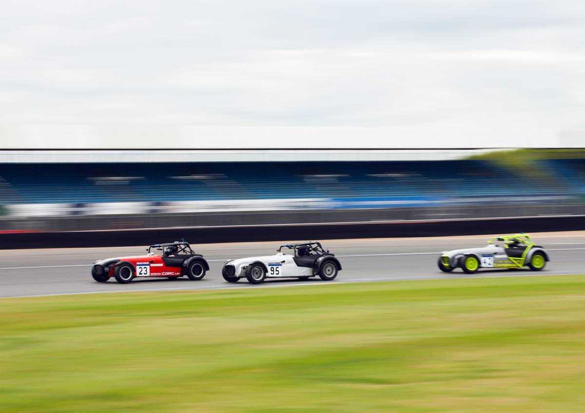 Build the Perfect electric slot car race track: Speed, Precision & Nostalgia Combined